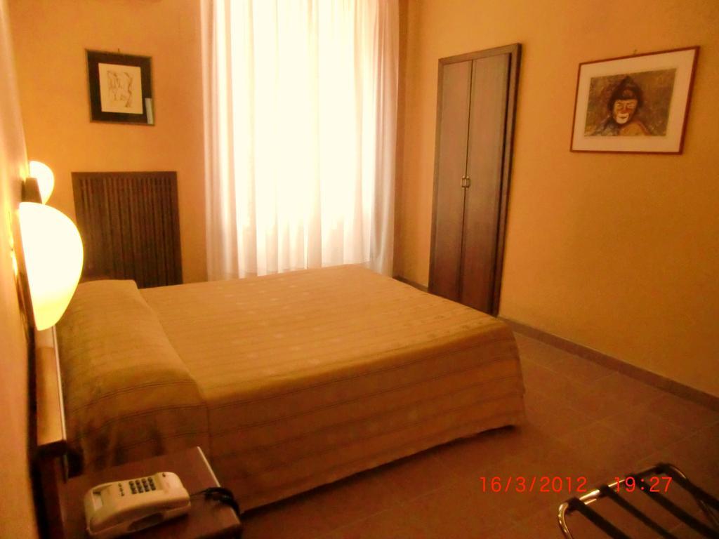 Hotel Cavour Βερόνα Εξωτερικό φωτογραφία